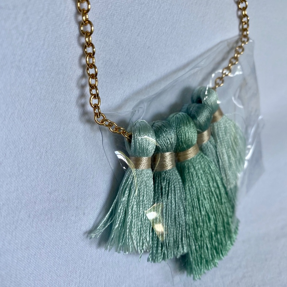 Miss Ivy Pearl Five Tassel Necklace